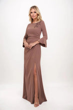 Load image into Gallery viewer, A-line Maxi Stretch Crepe Mother Dress