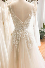 Load image into Gallery viewer, A-Line Sweep-Brush Train Lace Tulle Wedding Dress
